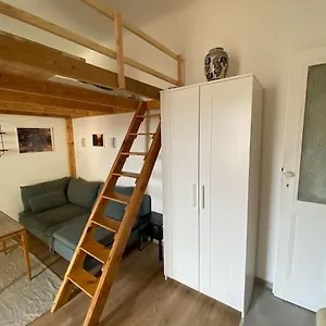 charming-apartment-in-the-heart-of-gellrt-area.inbudapesthotels.com/